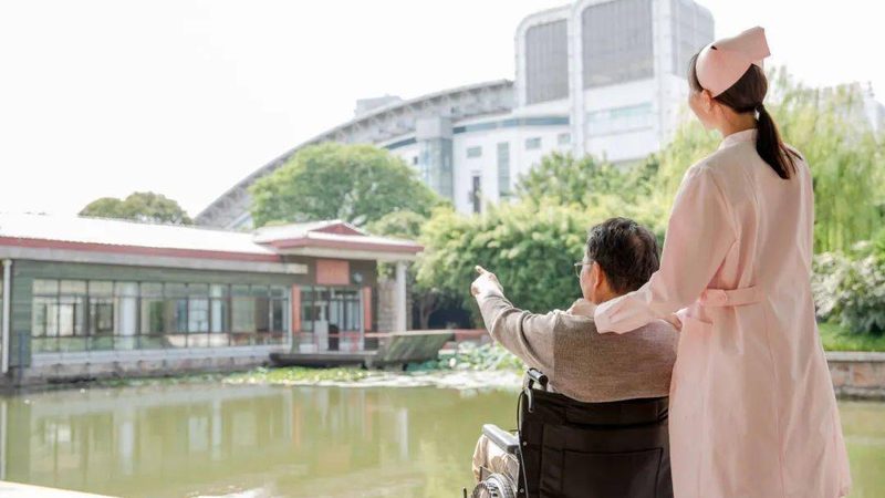 养老机构床位尺寸规范：安全与舒适的双重保障